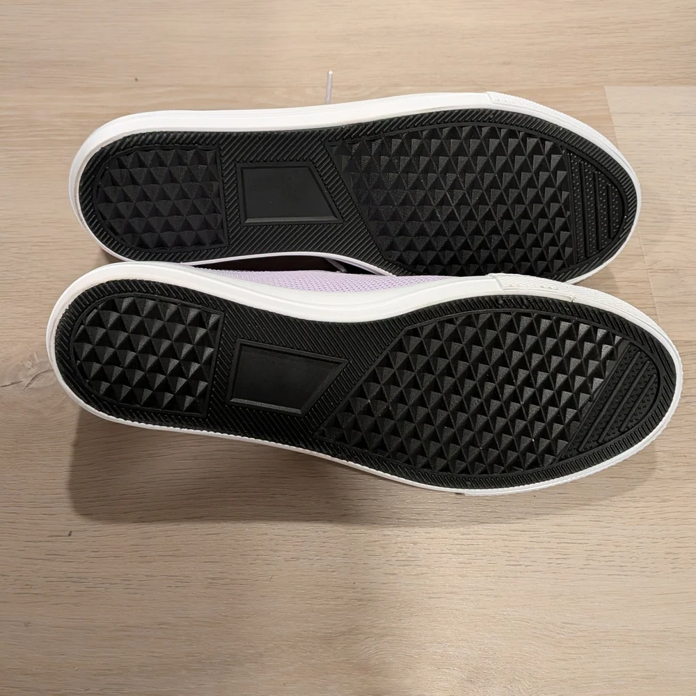 Falls Creek Light Purple Canvas Sneakers - Picture 4 of 4